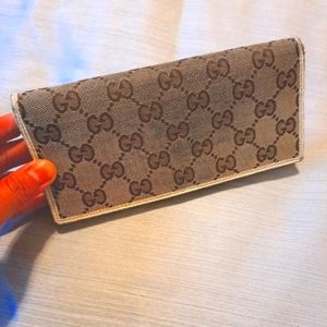 Gucci brown/beige monogram GG continental wallet